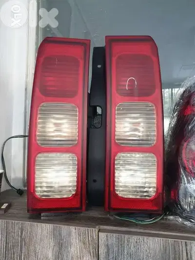 Hummer H3 tail light original