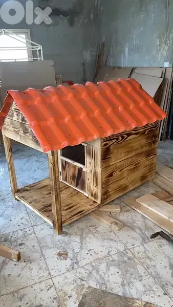 Wooden Dog House many Colors Available بيت خشبي للكلاب