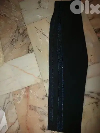 للبيع بنطلون نسائي