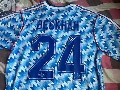 Manchester United David Beckham 24 /1992 limited edition adidas jersey