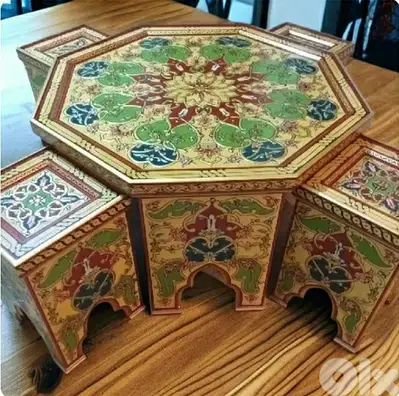 اطقم طاولات على الطراز الدمشقي