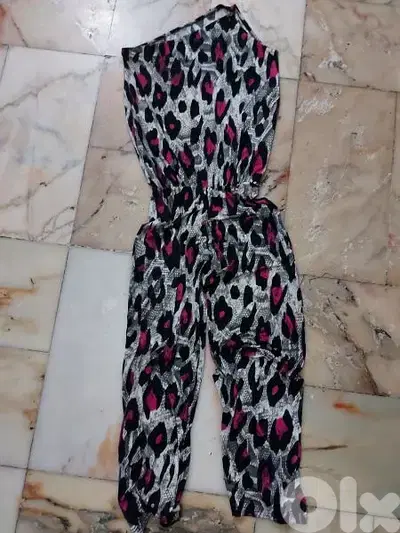 للبيع افرول نسائي