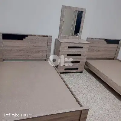 شفنيرة اربع جوارير مع مرايا