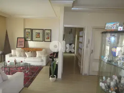 SPACIOUS APARTMENT IN RAS EL NABEH PRIME (200Sq) 3 BEDROOMS , (BT-640)