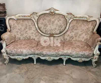 old sofas  كنابيات حفر خشب ممتاز