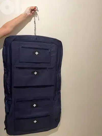 Valise pour costumes