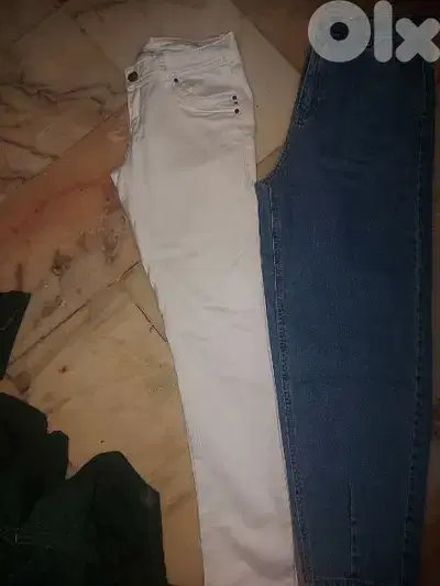 للبيع بنطلون نسائي
