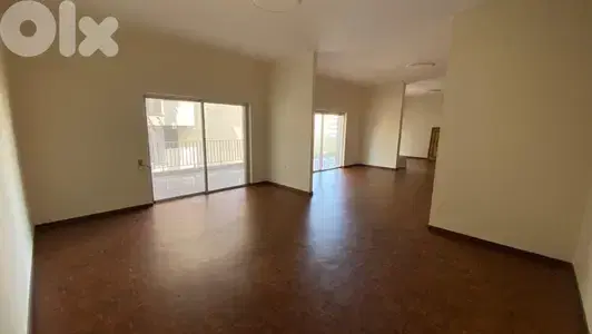 Apartment for sale in Sassine/ Spacious Apartment for sale in Sassine/ Spacious