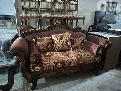 طقم كنبايات حفر خشب زان اربع قطع وطاولة طقم كنبايات حفر خشب زان اربع قطع وطاولة