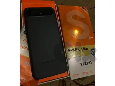 Tecno slim 256G 16R Tecno slim 256G 16R